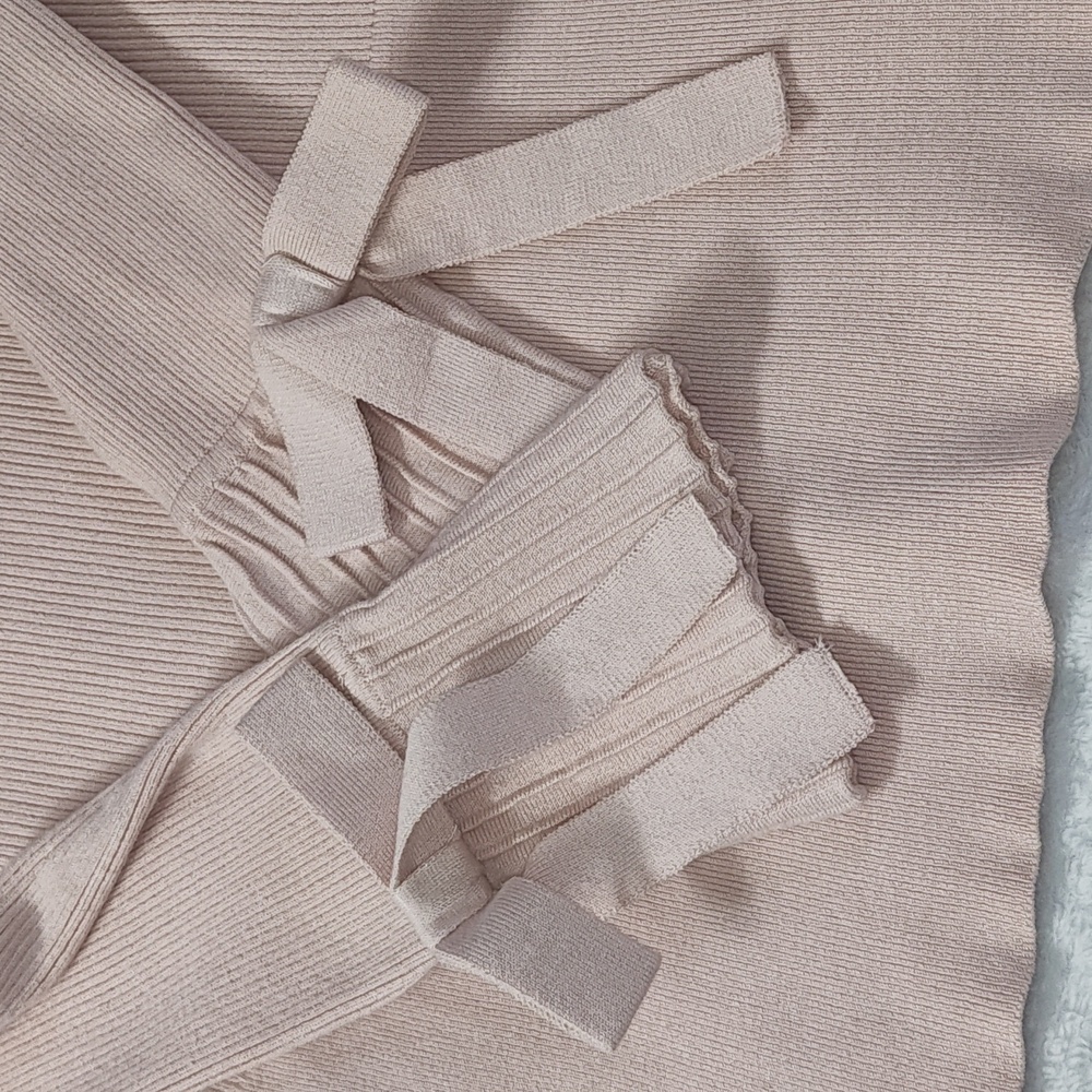 Chic Off-Shoulder Blush Sweater - Picture 8 of 12